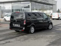 Gebraucht Mercedes Vito 190 PS (139 kW) 2025 Obsidianschwarz metallic Van