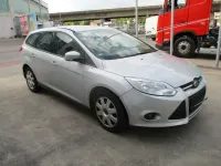 Gebraucht Ford Focus Trend 95 PS (69 kW) 2012 Polarsilber metallic Kombi
