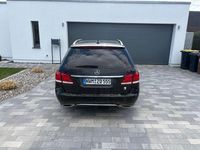 Gebraucht Mercedes E220 Edition 170 PS (125 kW) 2016 Schwarz Limousine