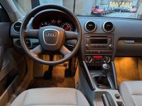 Gebraucht Audi A3 105 PS (77 kW) 2011 Silber Limousine