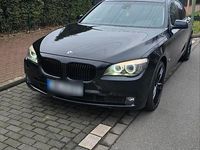 Gebraucht BMW 730 245 PS (180 kW) 2012 Schwarz Limousine