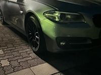 Gebraucht BMW 520 190 PS (139 kW) 2015 Grau Limousine