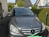 Gebraucht Mercedes B180 109 PS (80 kW) 2009 Grau Van / Kleinbus