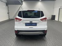 Gebraucht Ford Kuga 163 PS (119 kW) 2013 Weiß (frostweiss) SUV