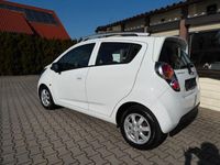 Gebraucht Chevrolet Spark LS 82 PS (60 kW) 2012 Weiß Kleinwagen