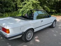 Gebraucht BMW 320 Cabriolet 129 PS (94 kW) 1988 Weiß Cabrio