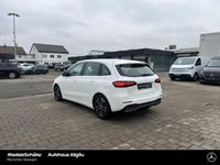 Gebraucht Mercedes 200 150 PS (110 kW) 2024 Unilack polarweiß Limousine