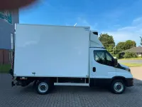 Gebraucht Iveco Daily 156 PS (114 kW) 2022 Weiss Van