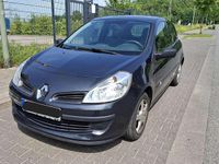 Gebraucht Renault Clio II 75 PS (55 kW) 2005 Grau Limousine