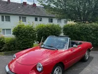 Gebraucht Alfa Romeo Spider 126 PS (92 kW) 1984 Rot Cabrio