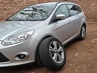 Gebraucht Ford Focus SYNC Edition 101 PS (74 kW) 2013 Silber Kombi
