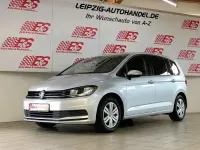 Gebraucht VW Touran Trendline 110 PS (80 kW) 2016 Silber Van / Kleinbus