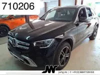 Gebraucht Mercedes GLC300e 320 PS (235 kW) 2021 Schwarz  unilack SUV