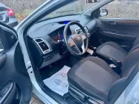 Gebraucht Hyundai i20 Edition 86 PS (63 kW) 2014 Silber Limousine