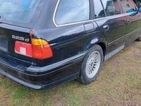 Gebraucht BMW 525 163 PS (119 kW) 2003 Schwarz Kombi