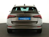 Gebraucht Skoda Octavia Ambition 150 PS (110 kW) 2023 Graphite grey metallic Kombi