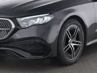 Gebraucht Mercedes E200 AMG 204 PS (150 kW) 2025 Grau Limousine