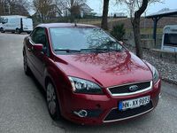Gebraucht Ford Focus Cabriolet 140 PS (102 kW) 2008 Rot Cabrio