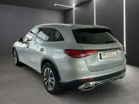Gebraucht Mercedes GLC220 197 PS (144 kW) 2024 Silber SUV