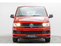 Gebraucht VW Multivan Trendline 114 PS (83 kW) 2019 Rot Van / Kleinbus