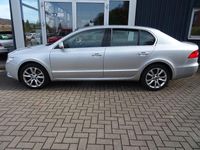 Gebraucht Skoda Superb Ambition 160 PS (117 kW) 2010 Silber Limousine