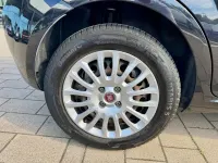 Gebraucht Fiat Punto 69 PS (50 kW) 2013 Schwarz Kleinwagen