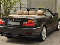 Gebraucht BMW 323 Cabriolet 170 PS (125 kW) 2000 Schwarz metallic Cabrio