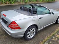 Gebraucht Mercedes SLK230 193 PS (141 kW) 1998 Silber Cabrio