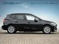 Gebraucht BMW 220 Active Tourer Luxury Line 170 PS (125 kW) 2025 Saphirschwarzmetallic Van / Kleinbus