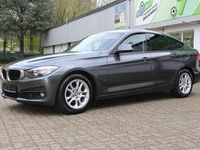 Gebraucht BMW 318 143 PS (105 kW) 2014 Grau Limousine