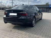 gebraucht BMW 330 xi M-Paket Shadowline beliebter N52b30 Motor