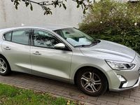 Gebraucht Ford Focus Trend 120 PS (88 kW) 2019 Grau Limousine
