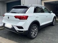 Gebraucht VW T-Roc IQ Drive 150 PS (110 kW) 2019 Weiß SUV