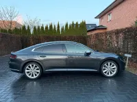 Gebraucht VW Arteon Elegance 150 PS (110 kW) 2018 Grau Kleinwagen