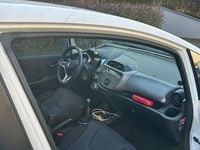 Gebraucht Honda Jazz Elegance 99 PS (72 kW) 2010 Weiß Kleinwagen
