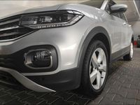 Gebraucht VW T-Cross Style 110 PS (80 kW) 2021 Reflexsilber (metallic) SUV