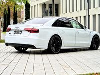 Gebraucht Audi S8 plus Comfort 605 PS (444 kW) 2017 Weiß Limousine