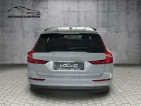 Używany Volvo V60 Core 120 KM (88 kW) 2024 Szary Kombi