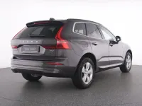Gebraucht Volvo XC60 Core 197 PS (144 kW) 2023 Platinum grey / metallic SUV