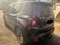 Gebraucht Jeep Renegade Night Eagle 110 PS (80 kW) 2017 Schwarz SUV