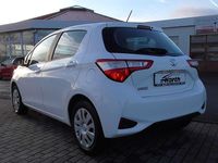Gebraucht Toyota Yaris 111 PS (81 kW) 2021 Super white Kleinwagen