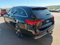 Gebraucht Mercedes C200 Avantgarde 163 PS (119 kW) 2023 Schwarz Kombi