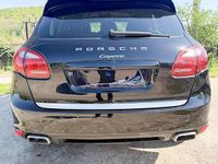 Second-hand Porsche Cayenne 245 CP (180 kW) 2012 Negru SUV