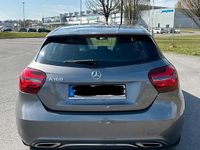 Gebraucht Mercedes A160 102 PS (75 kW) 2016 Grau Limousine