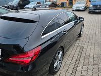 Gebraucht Mercedes CLA200 Shooting Brake Urban 156 PS (114 kW) 2017 Schwarz Kombi