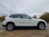 Gebraucht BMW X1 Sport Line 143 PS (105 kW) 2014 Weiß SUV
