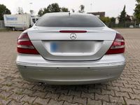 Usata Mercedes CLK270 200 CV (147 kW) 2004 Argento Coupé