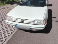 Gebraucht Peugeot 205 75 PS (55 kW) 1991 Weiß Kleinwagen