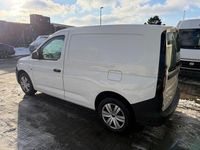 Gebraucht VW Caddy Basis 114 PS (83 kW) 2021 Weiß Van / Kleinbus