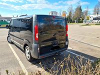 Gebraucht Opel Vivaro 114 PS (83 kW) 2015 Schwarz Van / Kleinbus